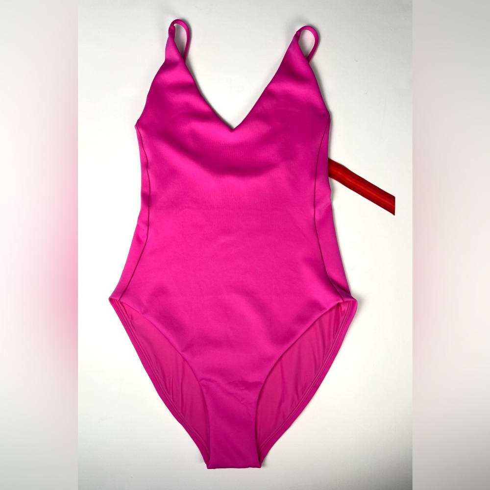 Left On Friday Sunday Suit NWT / Small-Reg / Hot pink